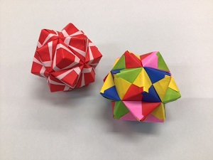 ちょっと難しい折り紙講座「くす玉」を作ろう　見本写真
